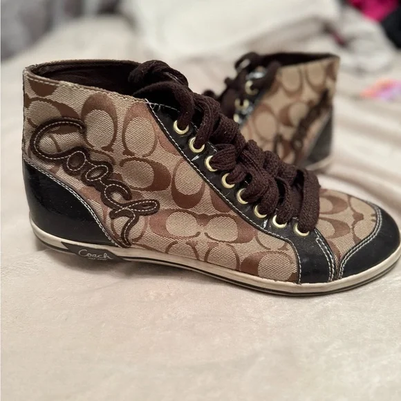Coach Signature Brown high top Sneakers - Picture 1 of 4